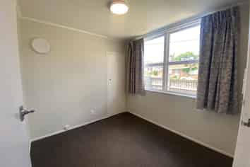 Auckland - Address withheld