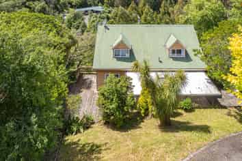 10 D'arcy Road, Bastia Hill