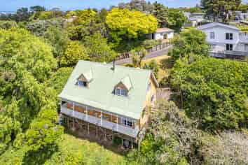 10 D'arcy Road, Bastia Hill