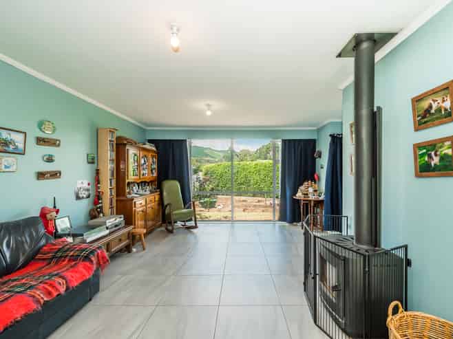 1 Matipo Street, Waikanae