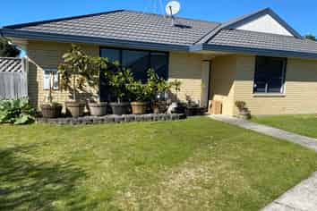 23 Lamia Grove, Papamoa