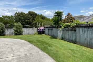 23 Lamia Grove, Papamoa