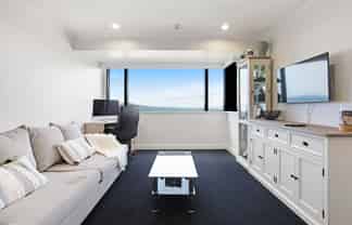 9-17 Byron Avenue, Takapuna