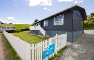 13 Pygmalion Place, Dinsdale