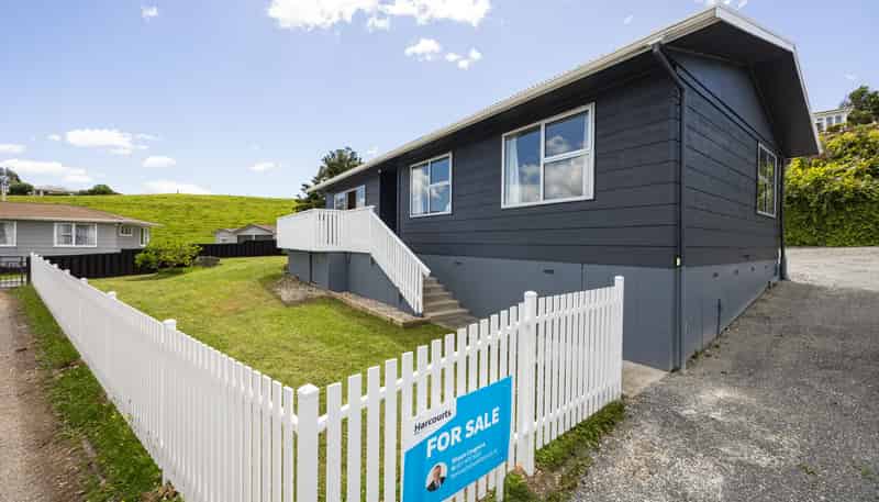 13 Pygmalion Place, Dinsdale