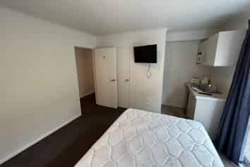 4B/167 Knighton Road, Hillcrest