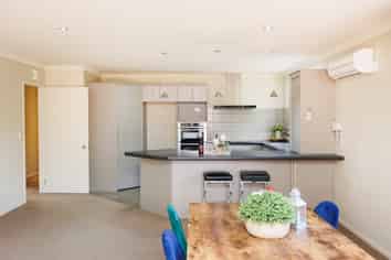 204 Vogel Street, Roslyn