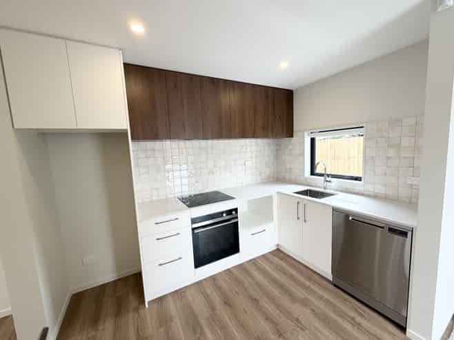 8/120 Hastings Street, Sydenham