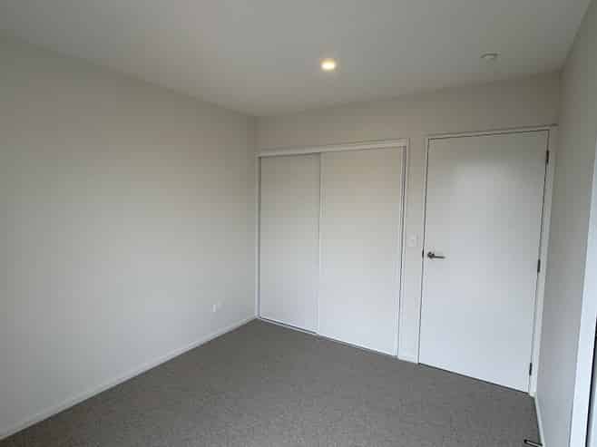 8/120 Hastings Street, Sydenham