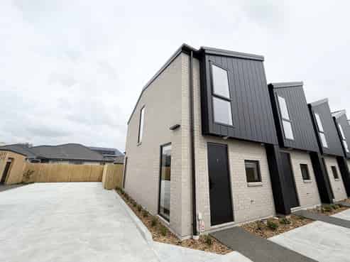 8/120 Hastings Street, Sydenham