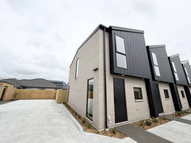 8/120 Hastings Street, Sydenham