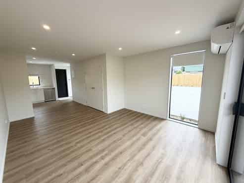 8/120 Hastings Street, Sydenham