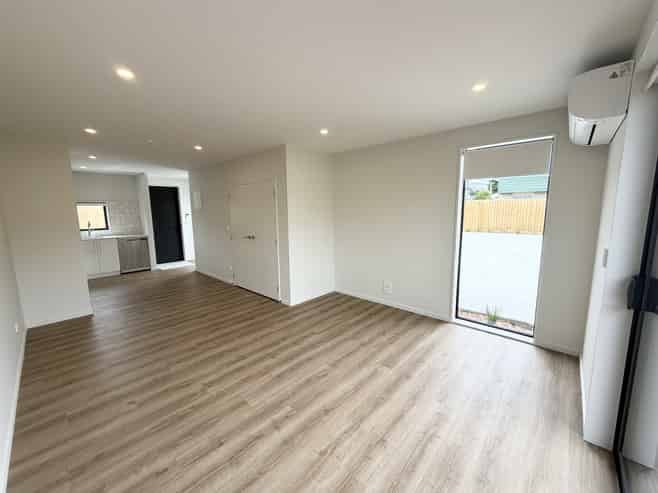 8/120 Hastings Street, Sydenham