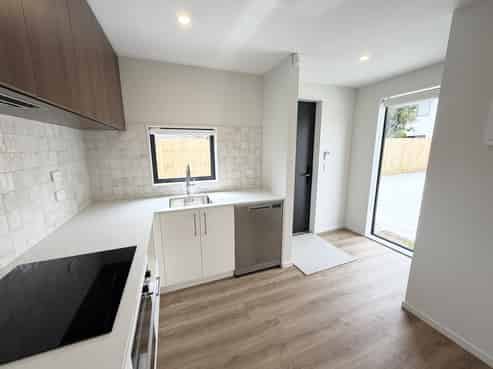 8/120 Hastings Street, Sydenham