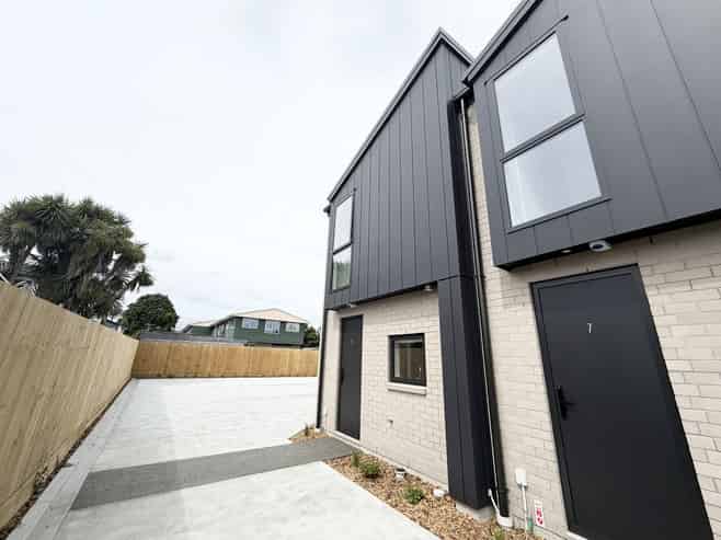 8/120 Hastings Street, Sydenham