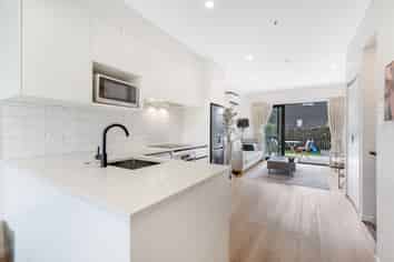 54 Whakatupu Road, Flat Bush