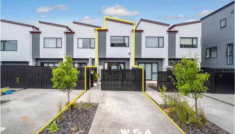 54 Whakatupu Road, Flat Bush