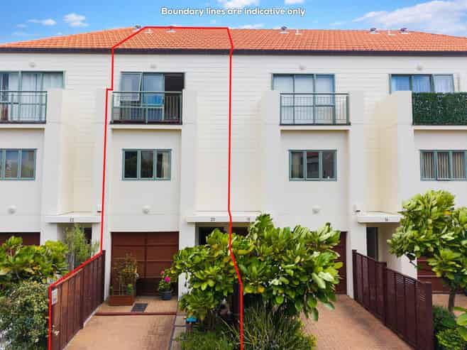 20 Waterside Crescent, Gulf Harbour