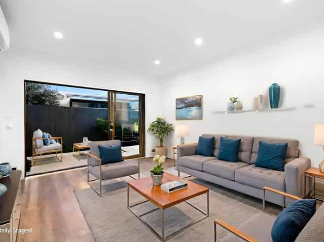 2 & 5/81 Vodanovich Road, Te Atatu South