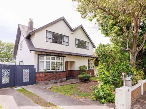 61 Victoria Avenue, Palmerston North Central