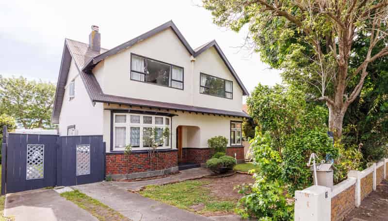 61 Victoria Avenue, Palmerston North