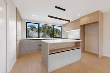 4202D Great North Road, Glendene