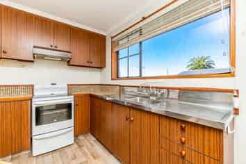 2/138 North Street, Seaview