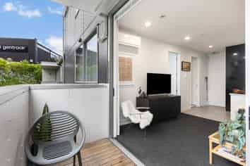 306/22 Fisher-Point Drive, Freemans Bay