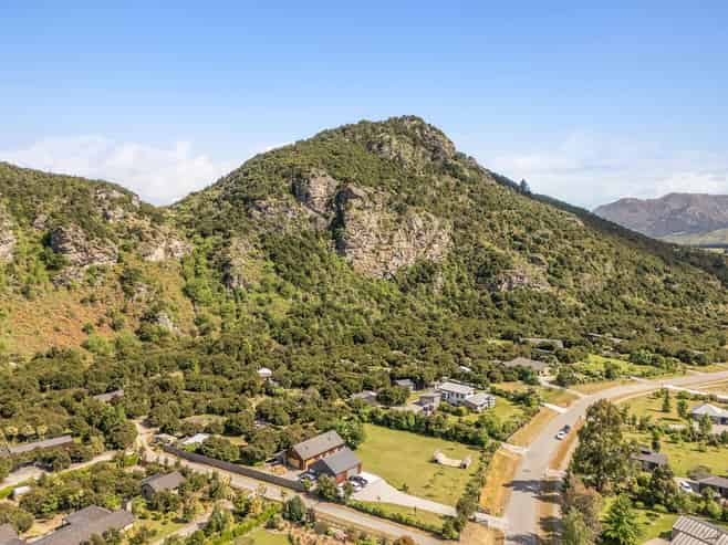 13 Ewing Place, Albert Town