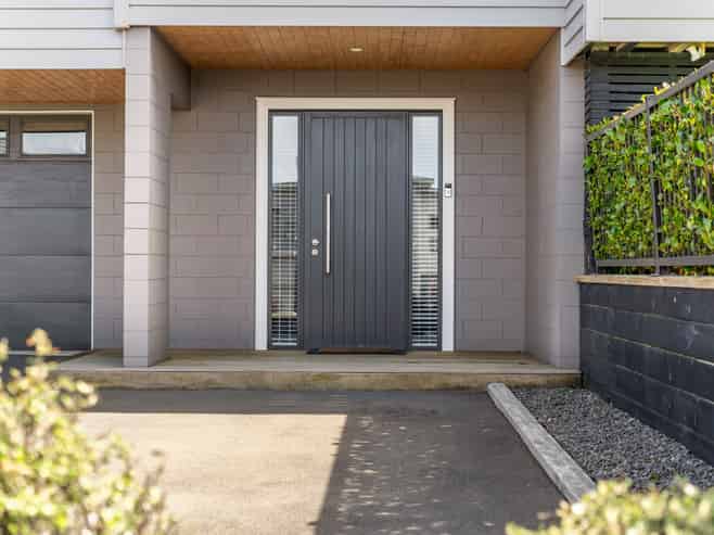 51 Endeavour Drive, Whitby