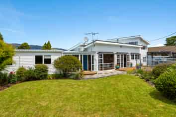 1/96 Golf Road, Tahunanui