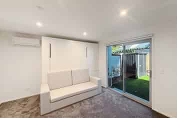 4/17 Winchester Street, Merivale