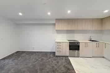 4/17 Winchester Street, Merivale