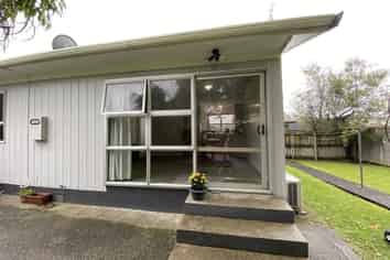 335b Western Hills Drive, Avenues