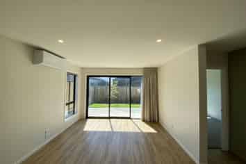 6 Tussock Way, Cromwell