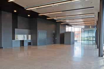 MODERN OFFICE WITH AMPLE PARKING
