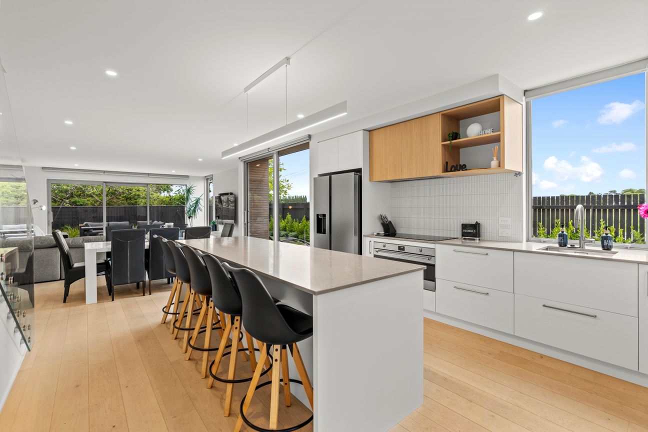 Designed for Living. Built to Impress. - Bild 5