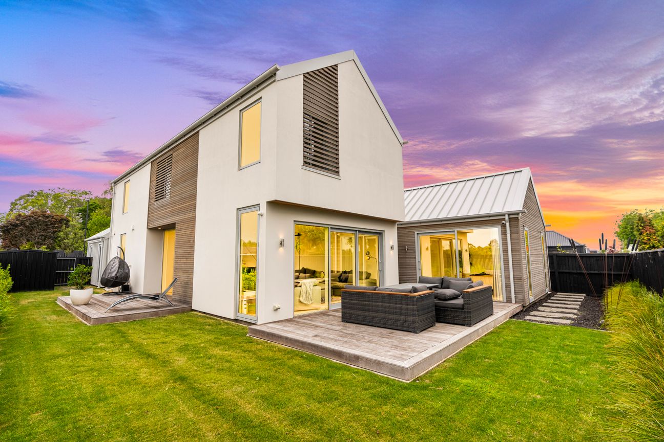 Designed for Living. Built to Impress. - Bild 3