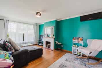 12 Le Quesne Place, Fairfield