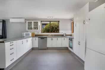 6 Mcwilliam Avenue, Winton