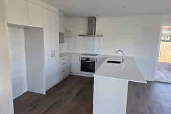 1/70 Thompson Street, Leamington