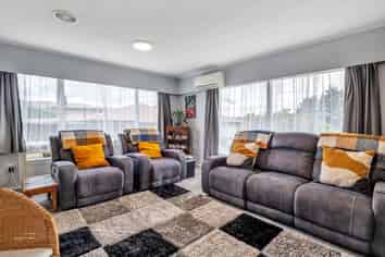 11 Ries Street, Dannevirke