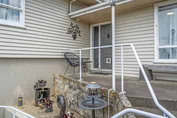 11 Ries Street, Dannevirke