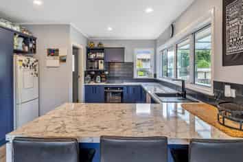 11 Ries Street, Dannevirke