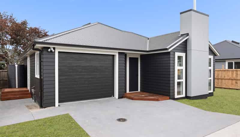 2/70 Thompson Street, Leamington