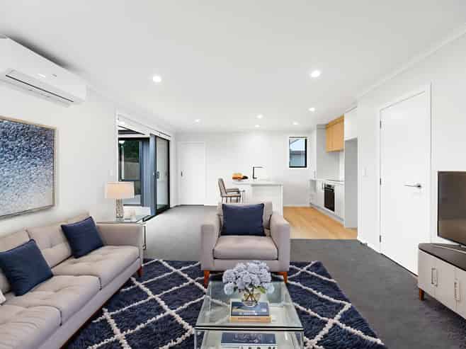 1/6 Greta Street, Glenview