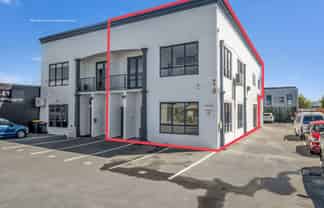 Live / Work Opportunity