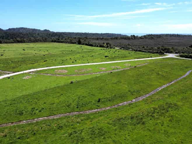  8026 State Highway 6, Charleston