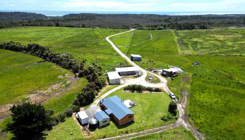  8026 State Highway 6, Charleston