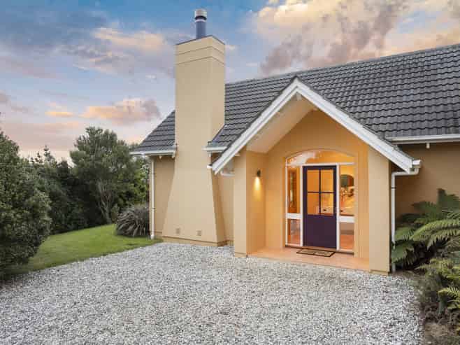 80 Camp Road, Company Bay